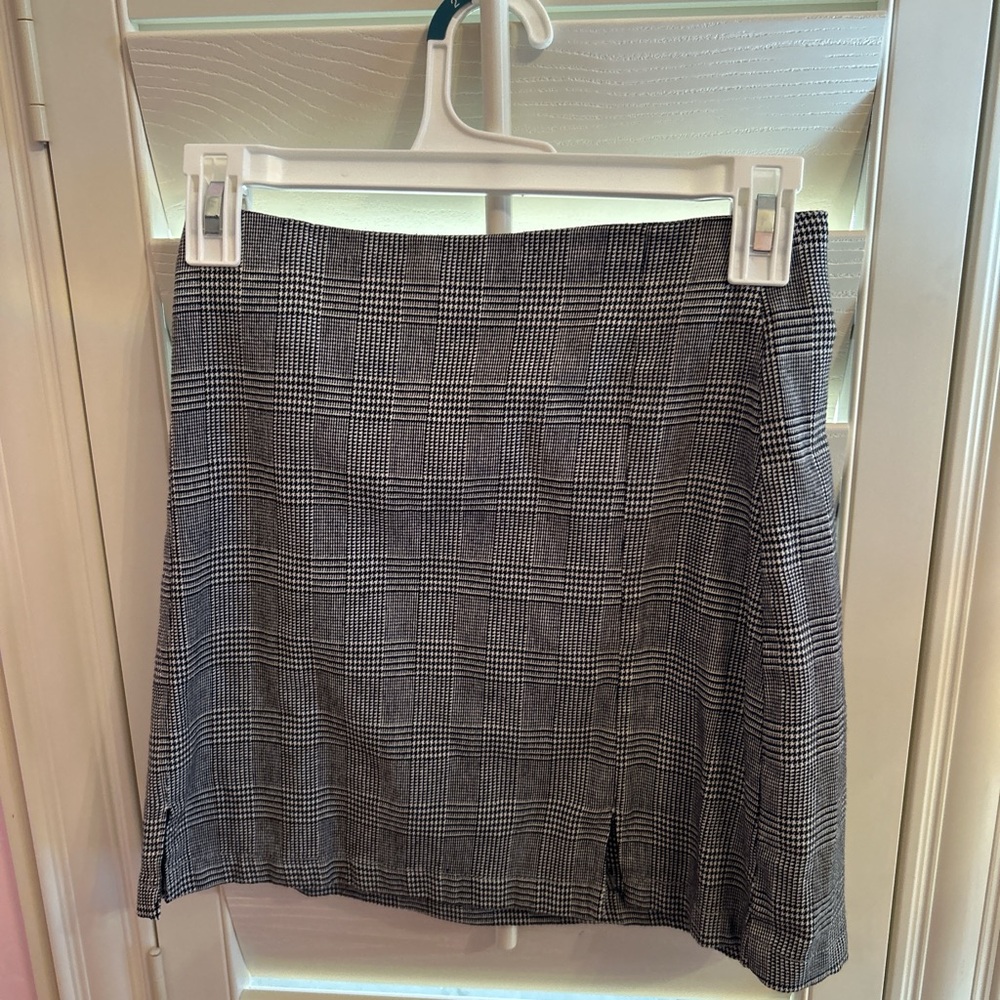 Brandy Melville Gray Mini Pencil Skirt with Slit